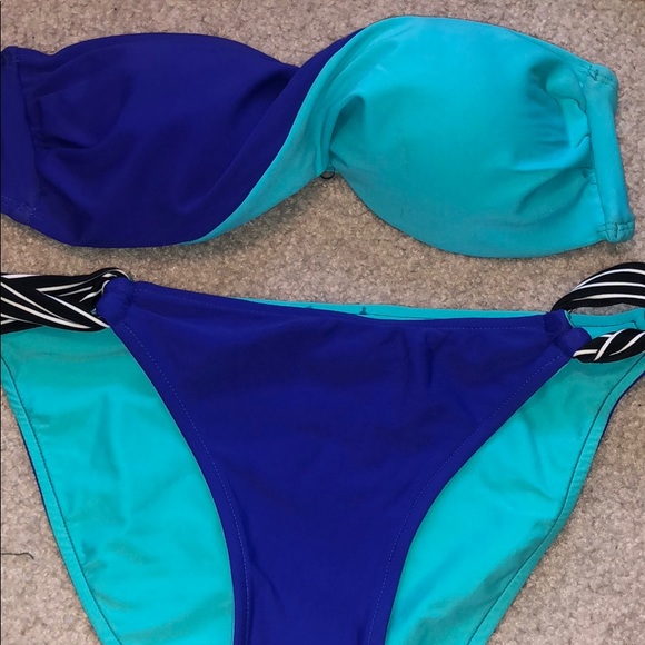 Hula honey bathing suit. - Picture 1 of 3